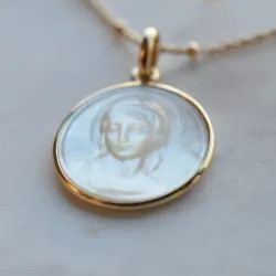 Medaille bapteme Amabilis Nacre