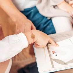 Pulsera en cordón rosa Paloma