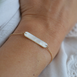 Pulsera de nácar en cadena...