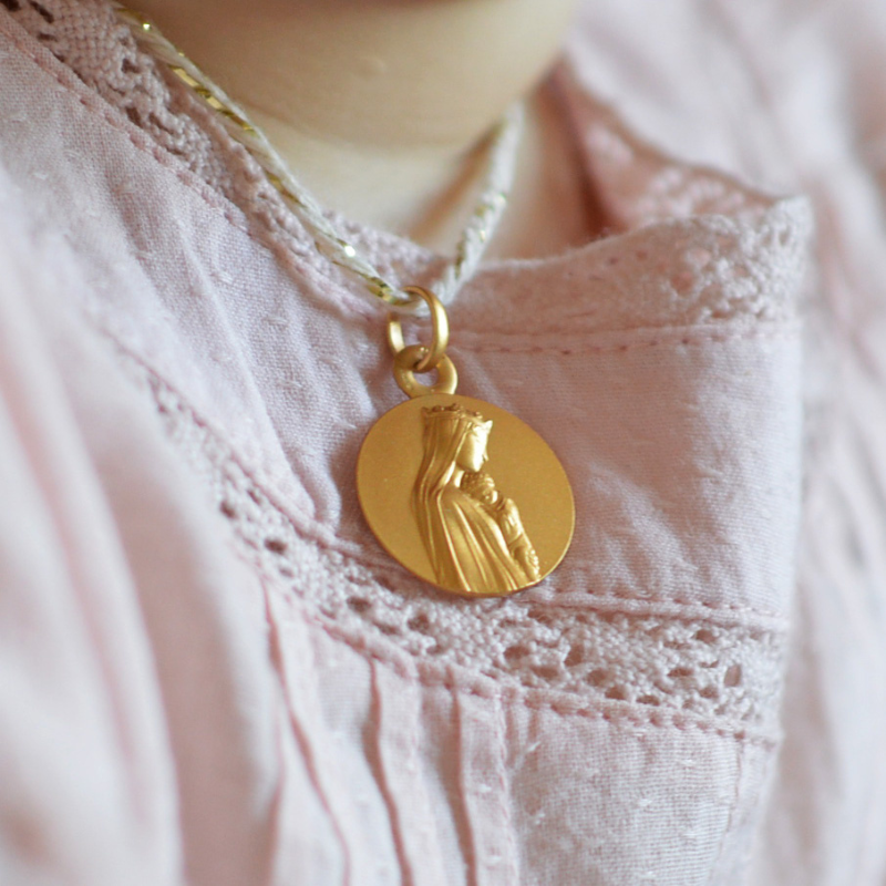 medaille notre dame de la sagesse 9 carats