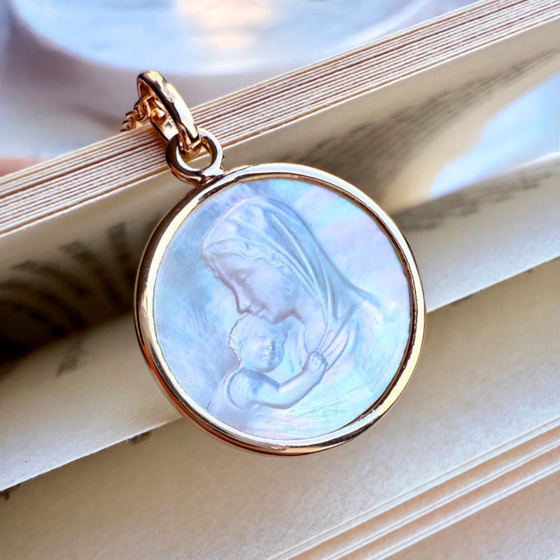 Medaille de Baptême Vierge Mère en Nacre et Or 18 carats