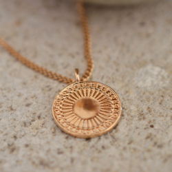 Pendentif Soleil plaqué or
