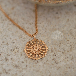 Pendentif Rosace plaqué or