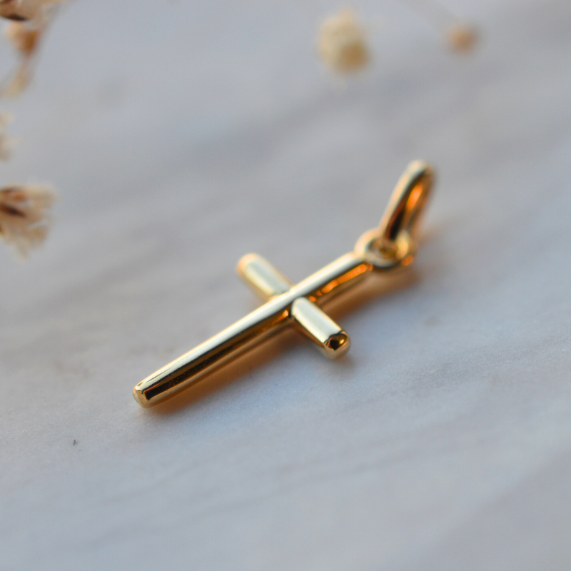 Colgante Cruz de Bastones en Oro de 18 Quilates - Laudate