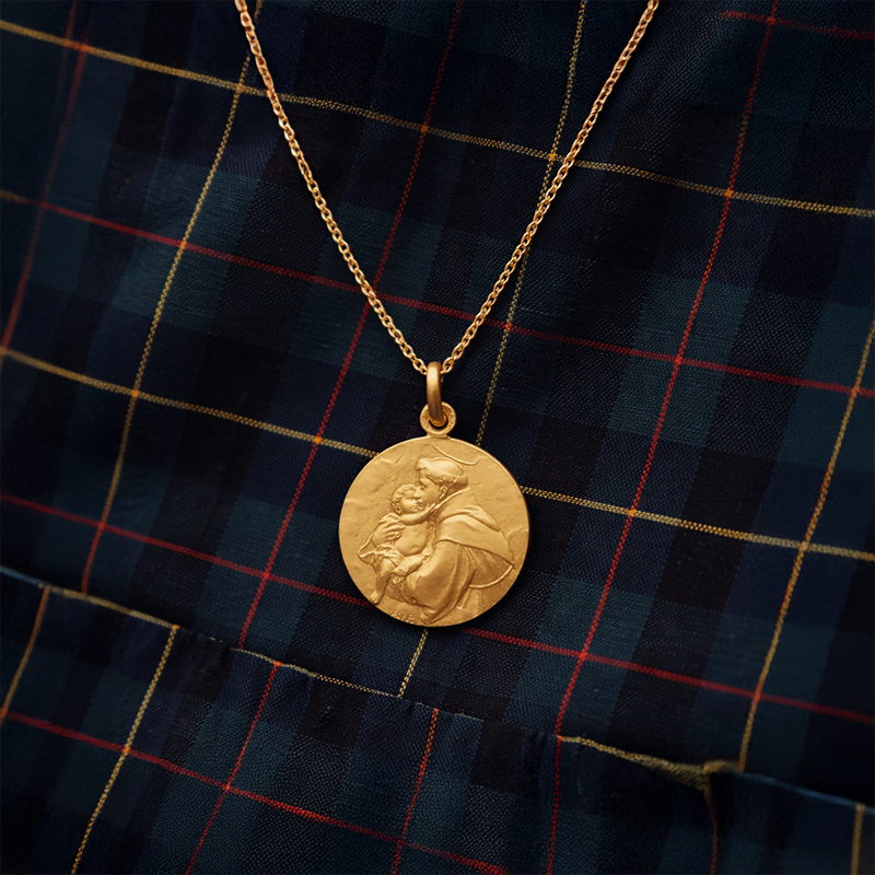 Medalla de San Antonio de Padua en Oro de 18 Quilates - Regalo de Bautismo