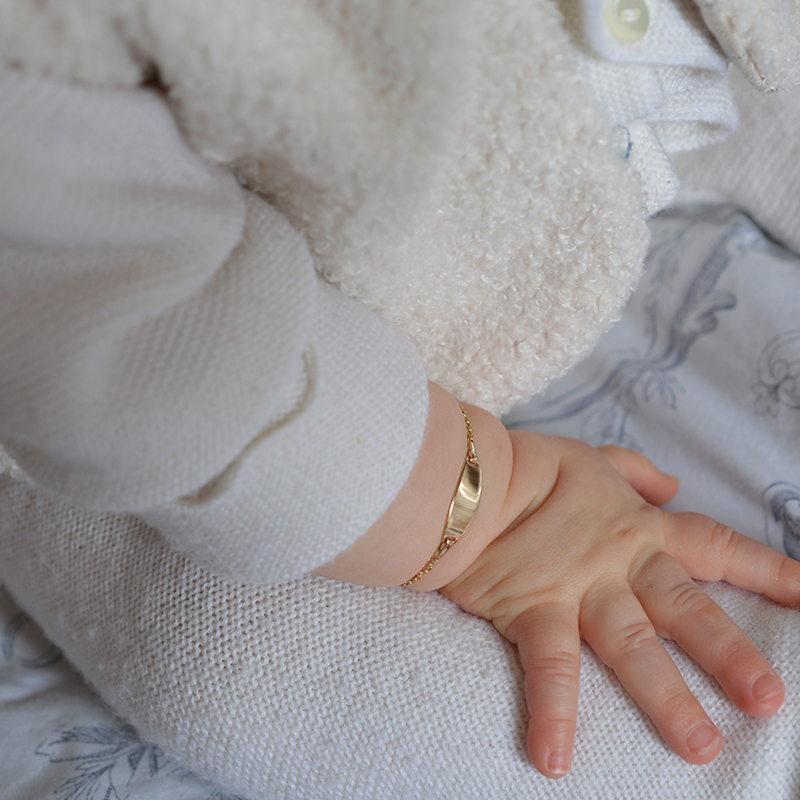 Gourmette bebé ovalada malla jaserón en Oro 18 Quilates