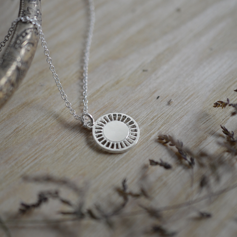 Colgante moneda Aurore en plata bañada en oro para personalizar