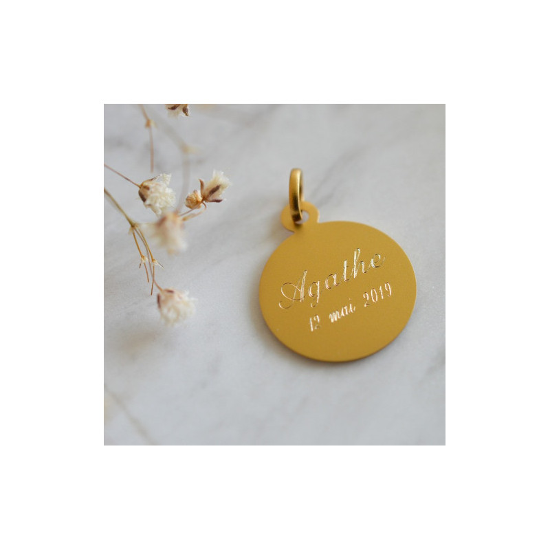 Medalla de bautismo: Virgen Celeste en oro amarillo 18 quilates - Casa Laudate
