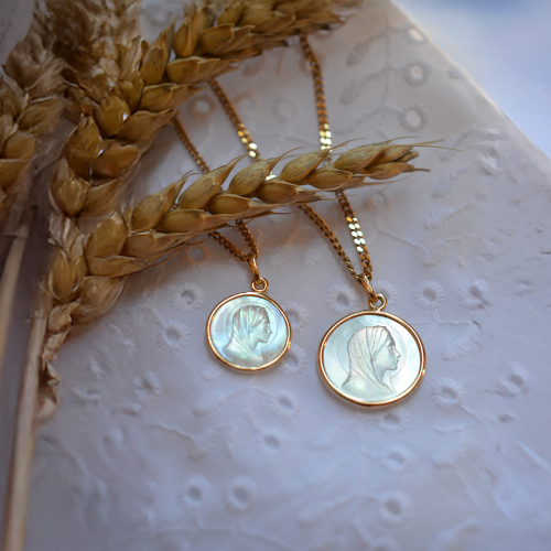 Medalla de Bautismo Nacarada