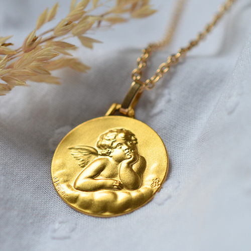 Medalla de bautismo para niño